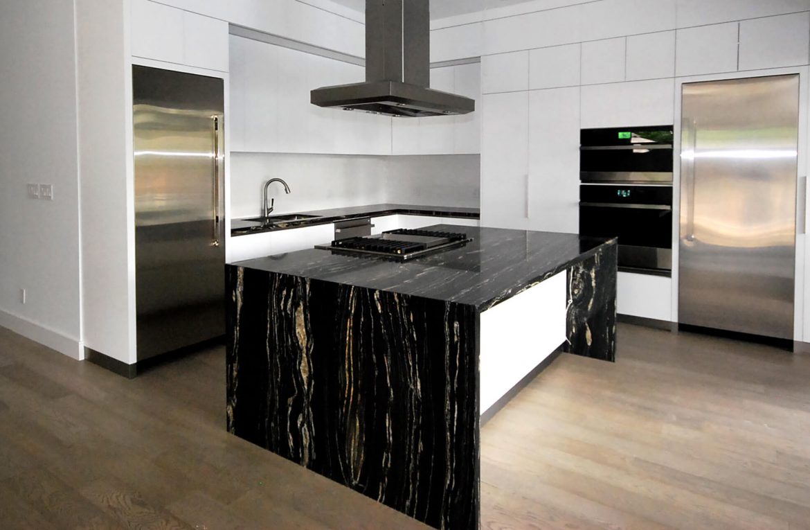 Newcastle Kitchens - Toronto - Kitchen Solutions 1 (2)